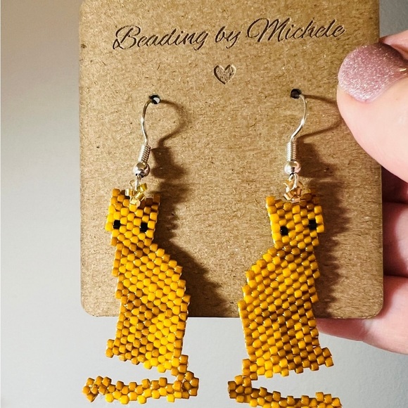 Handwoven Orange Tabby Cat Earrings - Unique Marmalade Cat Portrait Gift for Her - Picture 5 of 7